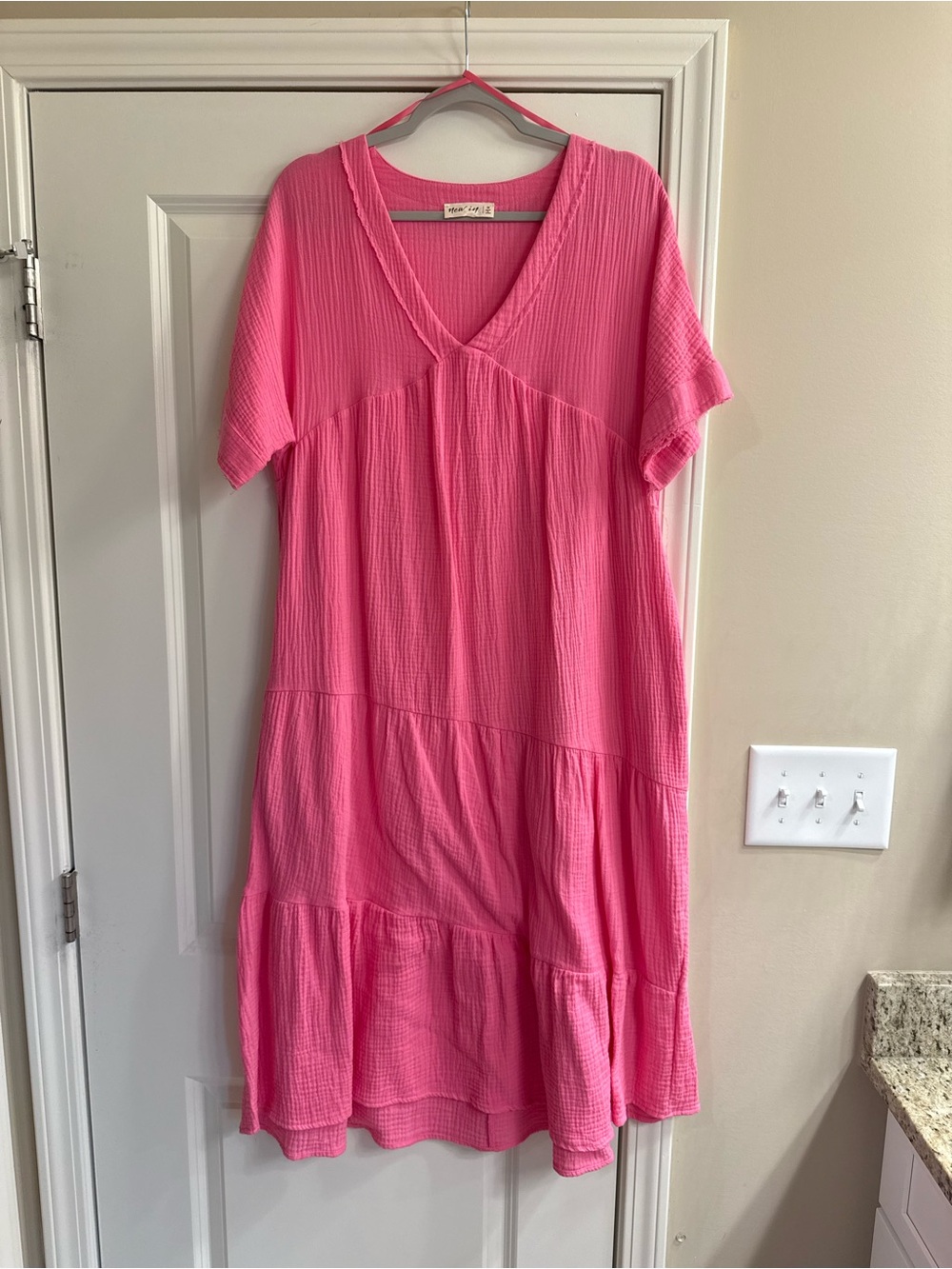 Women's Pink V-Neck Tiered Cotton Dress